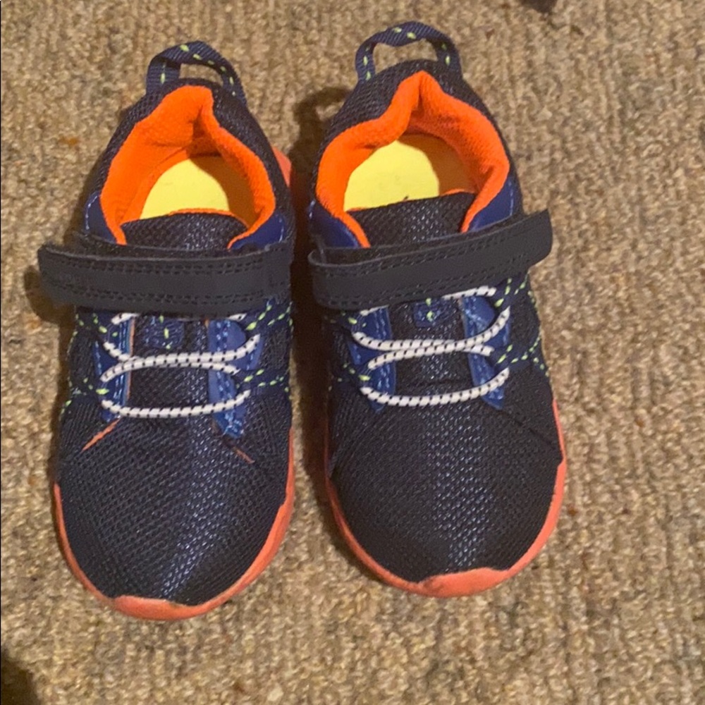 Toddler sneakers